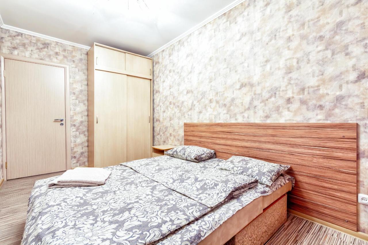 411 Lighthouse Apartments Arbat - Traveler'S Choice Almati Kültér fotó