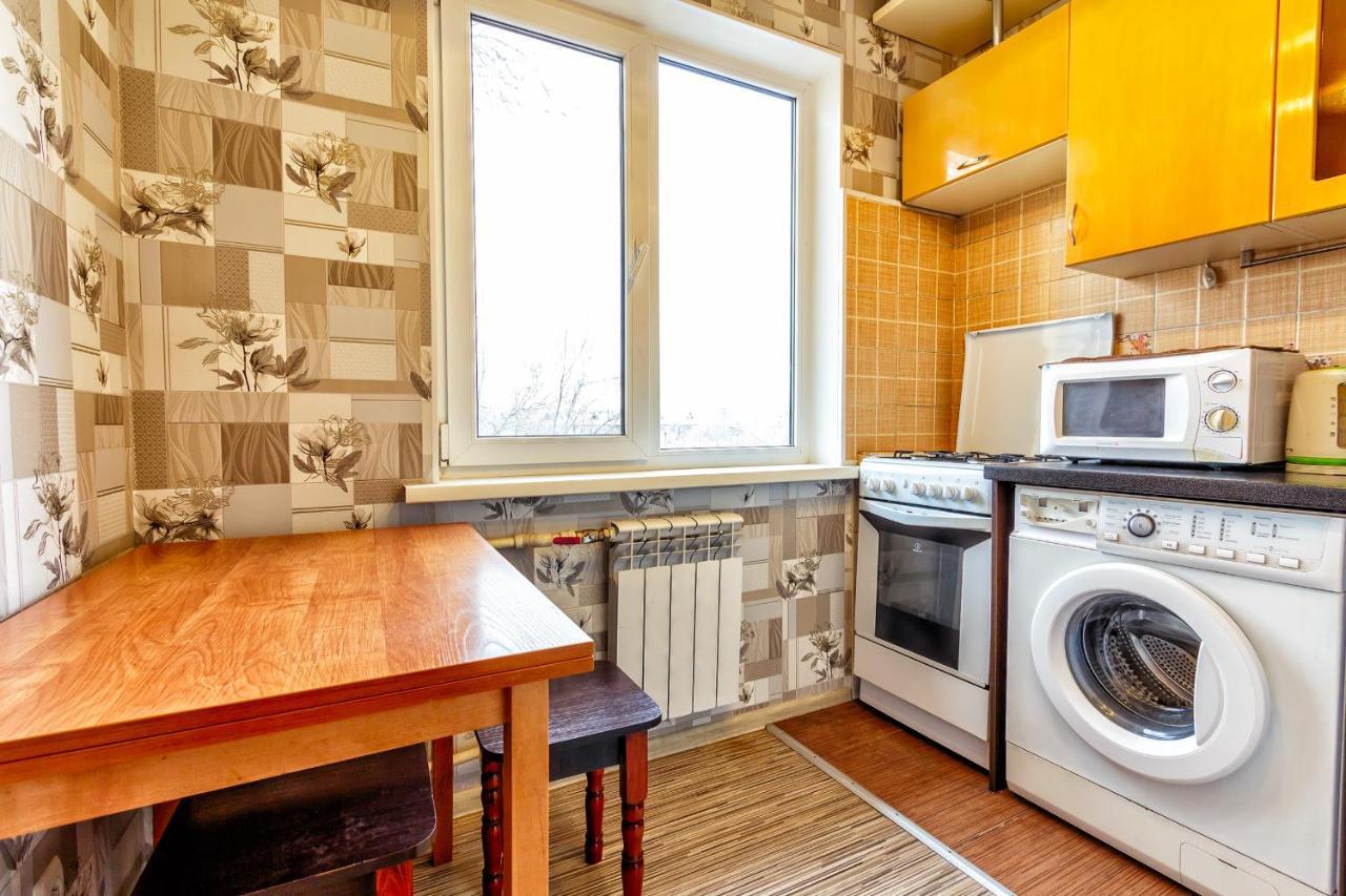 411 Lighthouse Apartments Arbat - Traveler'S Choice Almati Kültér fotó